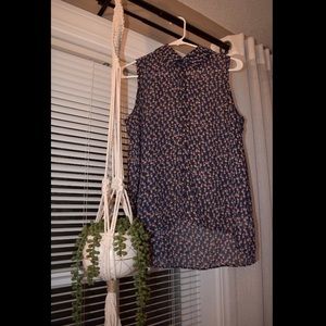 Aeropostale Sleeveless Floral Blouse w/Collar
